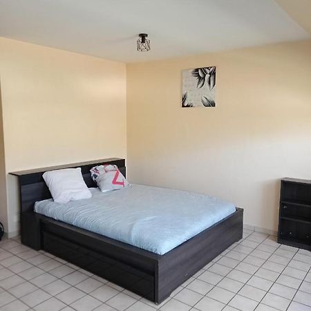 Apartmán Marguerite Massiac Exteriér fotografie